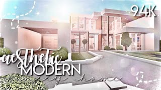 ROBLOX  Bloxburg Aesthetic Modern Family Home 94k  House Build [upl. by Orel]