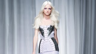 Vlada Roslyakova｜RUNWAY COLLECTION [upl. by Carol-Jean]