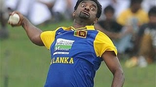 Muralitharans Bowling Action [upl. by Stiegler]