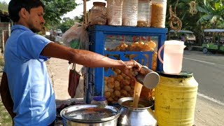 Eating Panipuri  Fuchka  Golgappa   Indian Street Food Kolkata  Bengali Street Food [upl. by Delanie]