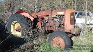 Compilation de tracteurs abandonnés [upl. by Palgrave556]