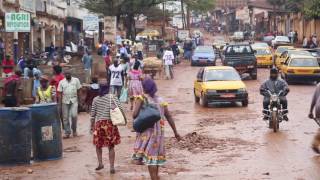 Cameroun Yaoundé Centre ville  Cameroon Yaounde City center [upl. by Aicinad]