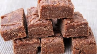 HOW TO MAKE OLDFASHIONED CHOCOLATE FUDGE [upl. by Aronos]