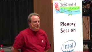 Why Linus Torvalds doesnt use Ubuntu or Debian [upl. by Ainala266]